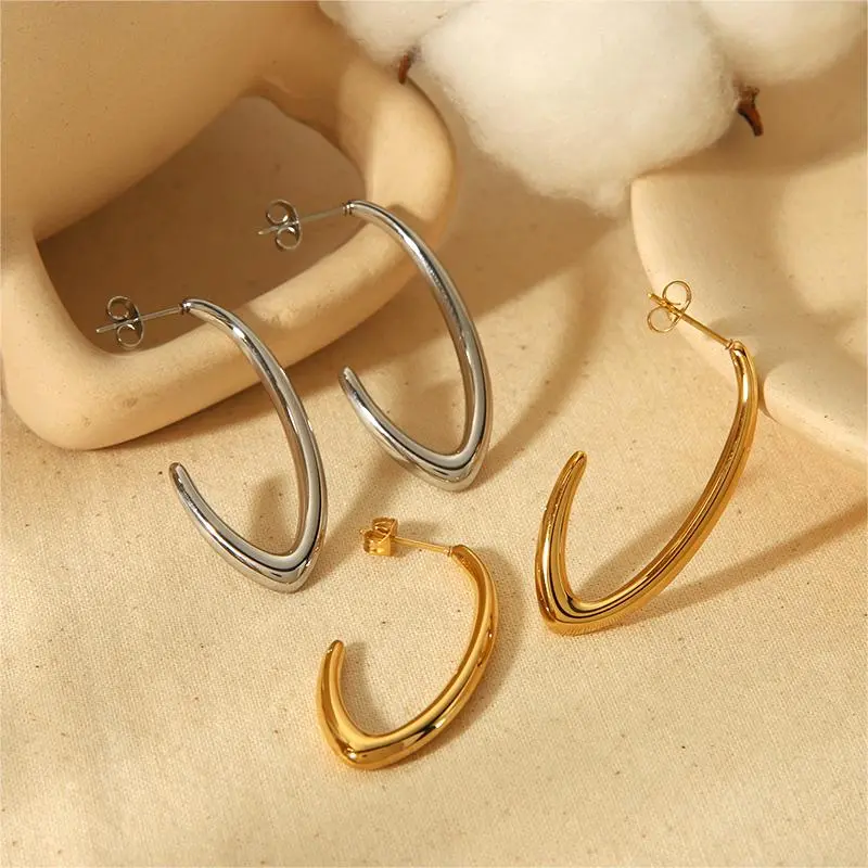 1 Pair Simple Chic Style C Shape Stainless Steel 18K Gold Plated Women's Stud Earrings h5 